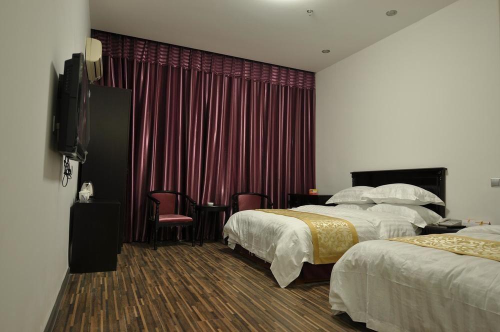 Hotel Super 8 Lishuiqiao South Subway Station 4*